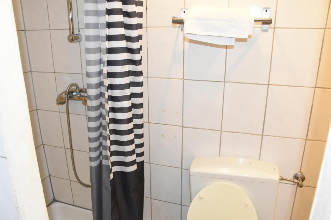 Hotel Schaum Dusseldorf Bagian luar foto