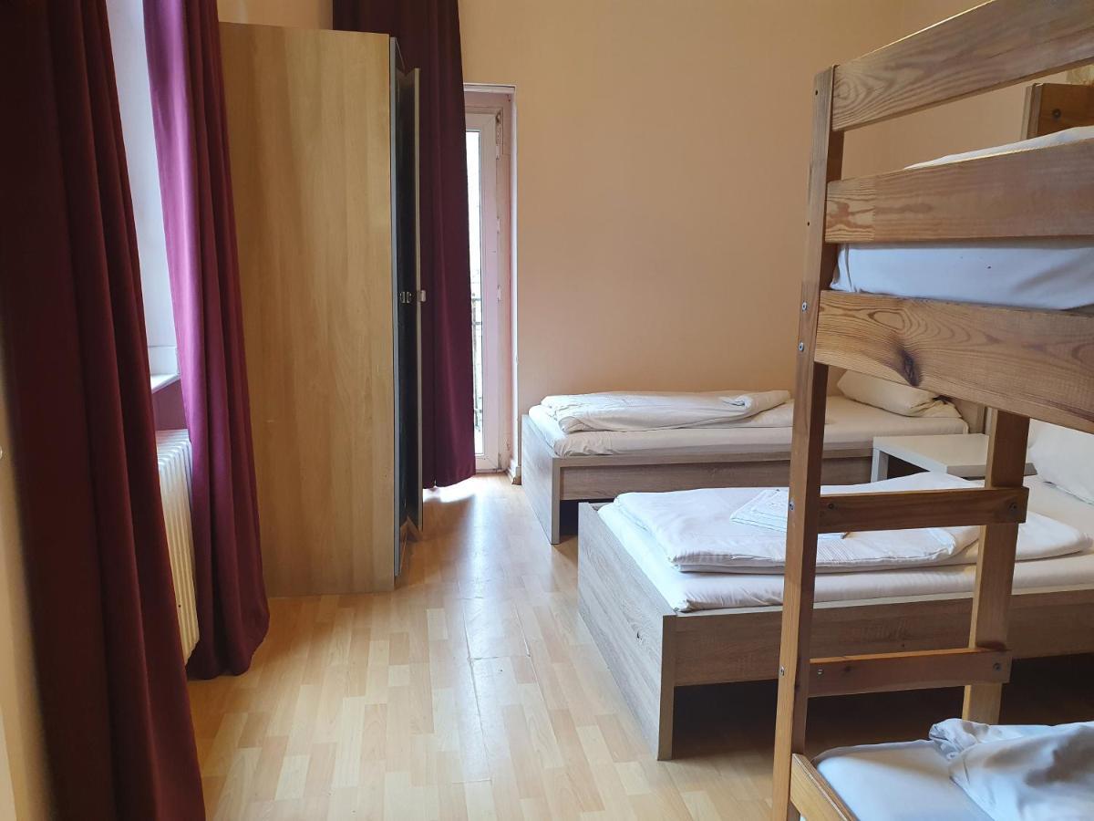 Hotel Schaum Dusseldorf Bagian luar foto