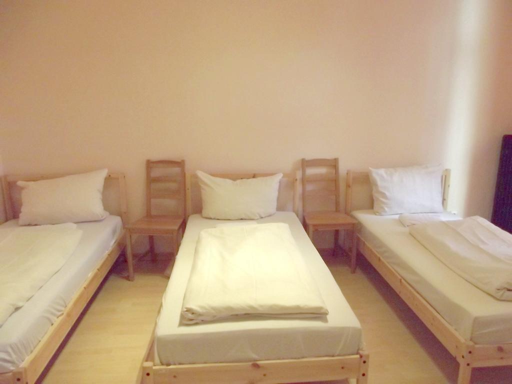 Hotel Schaum Dusseldorf Bagian luar foto